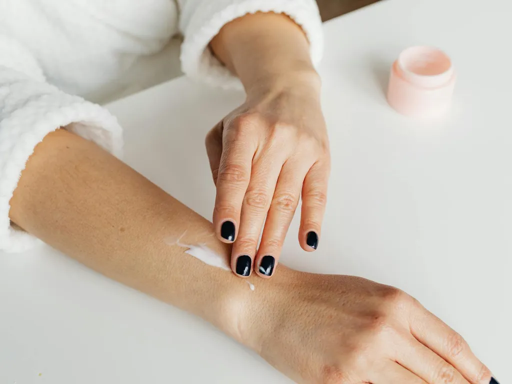 hydratation-des-ongles