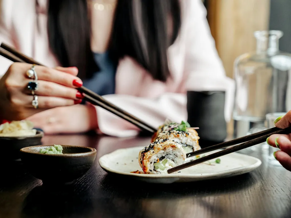 Manucure japonaise : renforcer et faire briller naturellement vos ongles